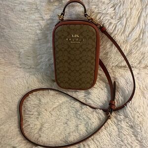 Coach Signature Canvas Eva Phone Crossbody.